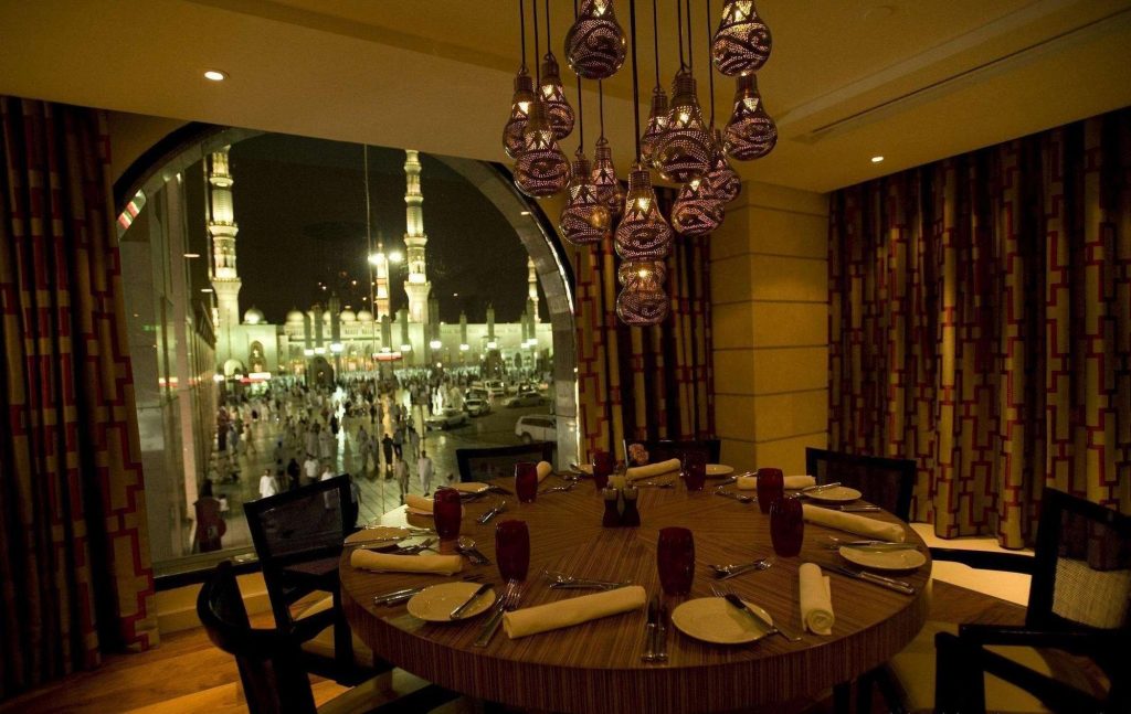 مطاعم المدينة المنورة القريبه من الحرم