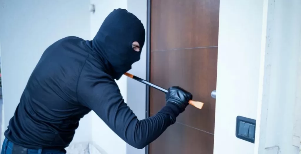 تفسير حلم سرقة البيت من شخص مجهول